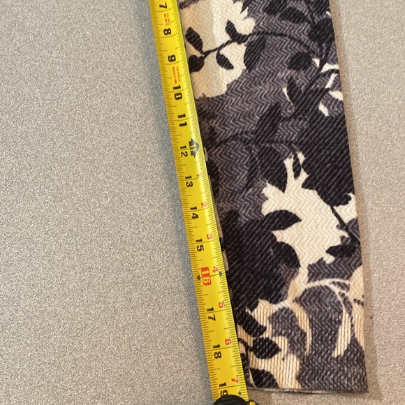 Karen Scott - floral print cardigan. Size S - Picture 9 of 9